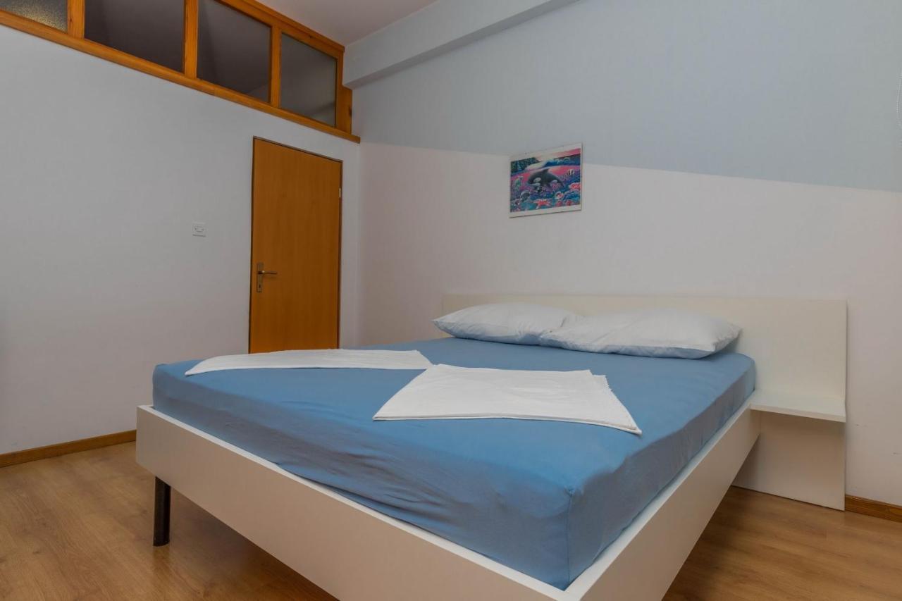 Apartman Lux1 Selce Buitenkant foto